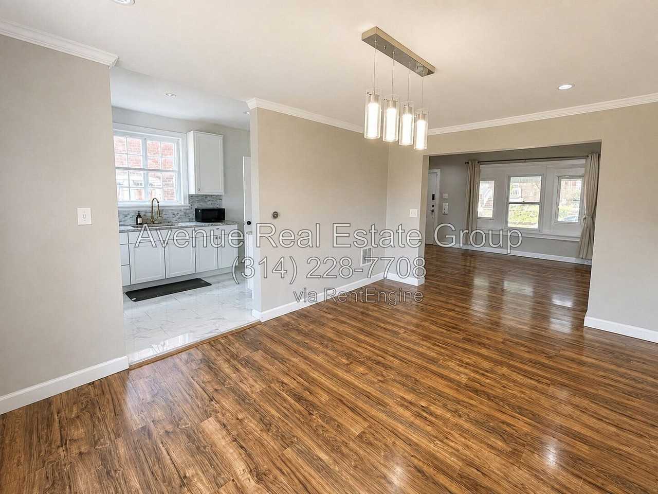 6827 Plymouth Ave - Photo 5 of 19