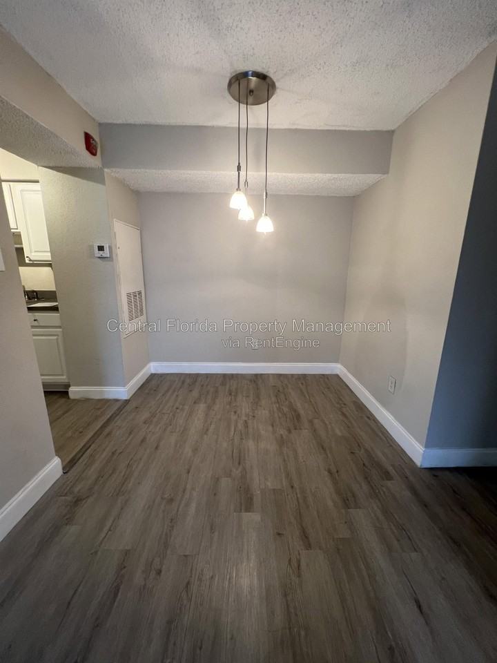 3700 Idlebrook Cir #210 - Photo 7 of 15