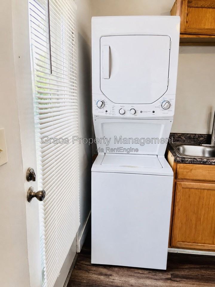 595 W Dartmouth Ave - Photo 7 of 16