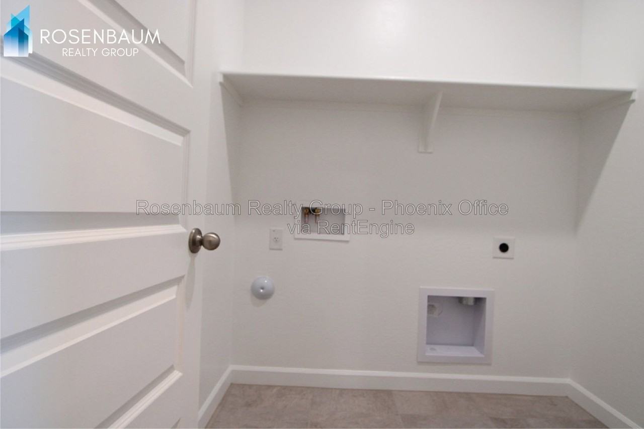 38095 W Cannataro Ln - Photo 4 of 21
