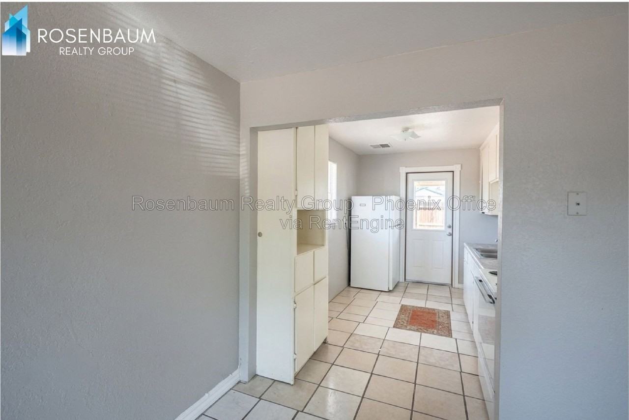 322 S Allen - Photo 4 of 12