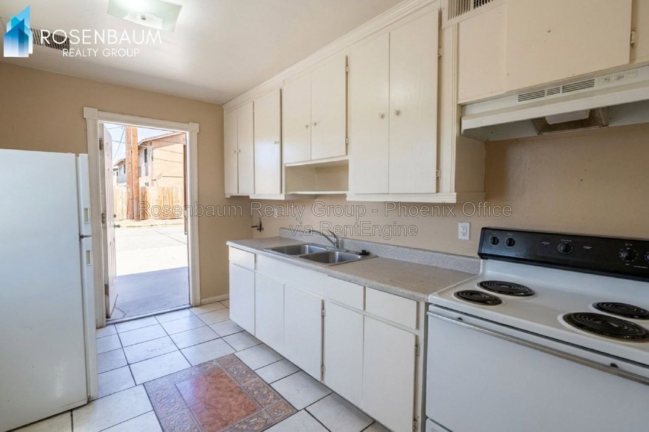 322 S Allen - Photo 5 of 12
