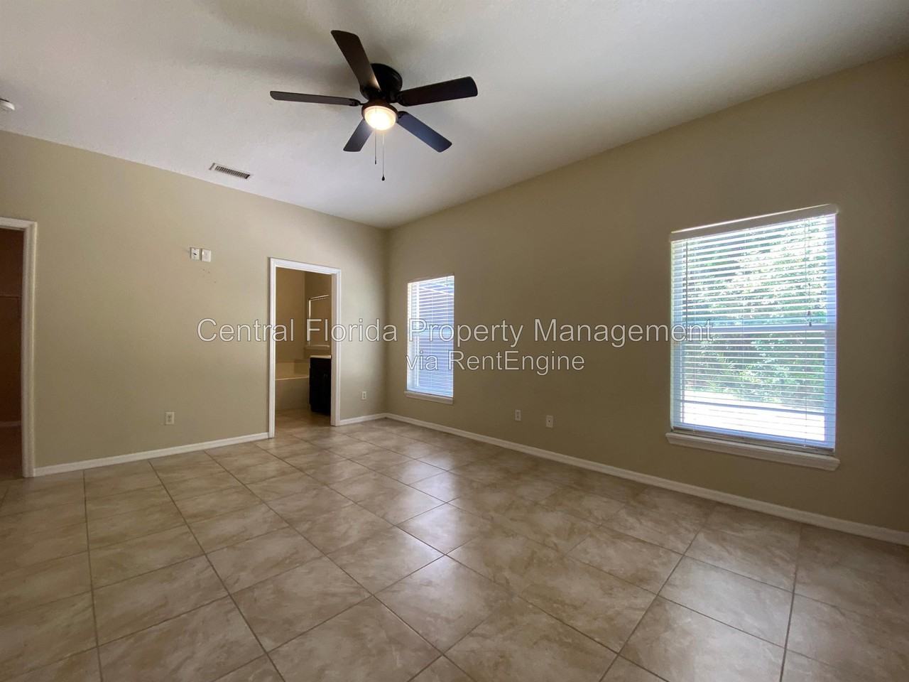11273 Moonshine Creek Cir - Photo 4 of 23