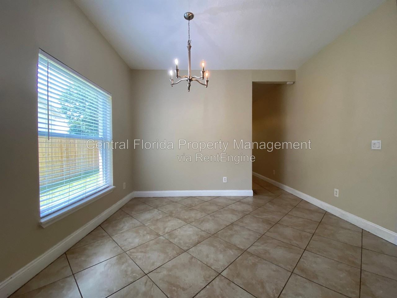 11273 Moonshine Creek Cir - Photo 7 of 23