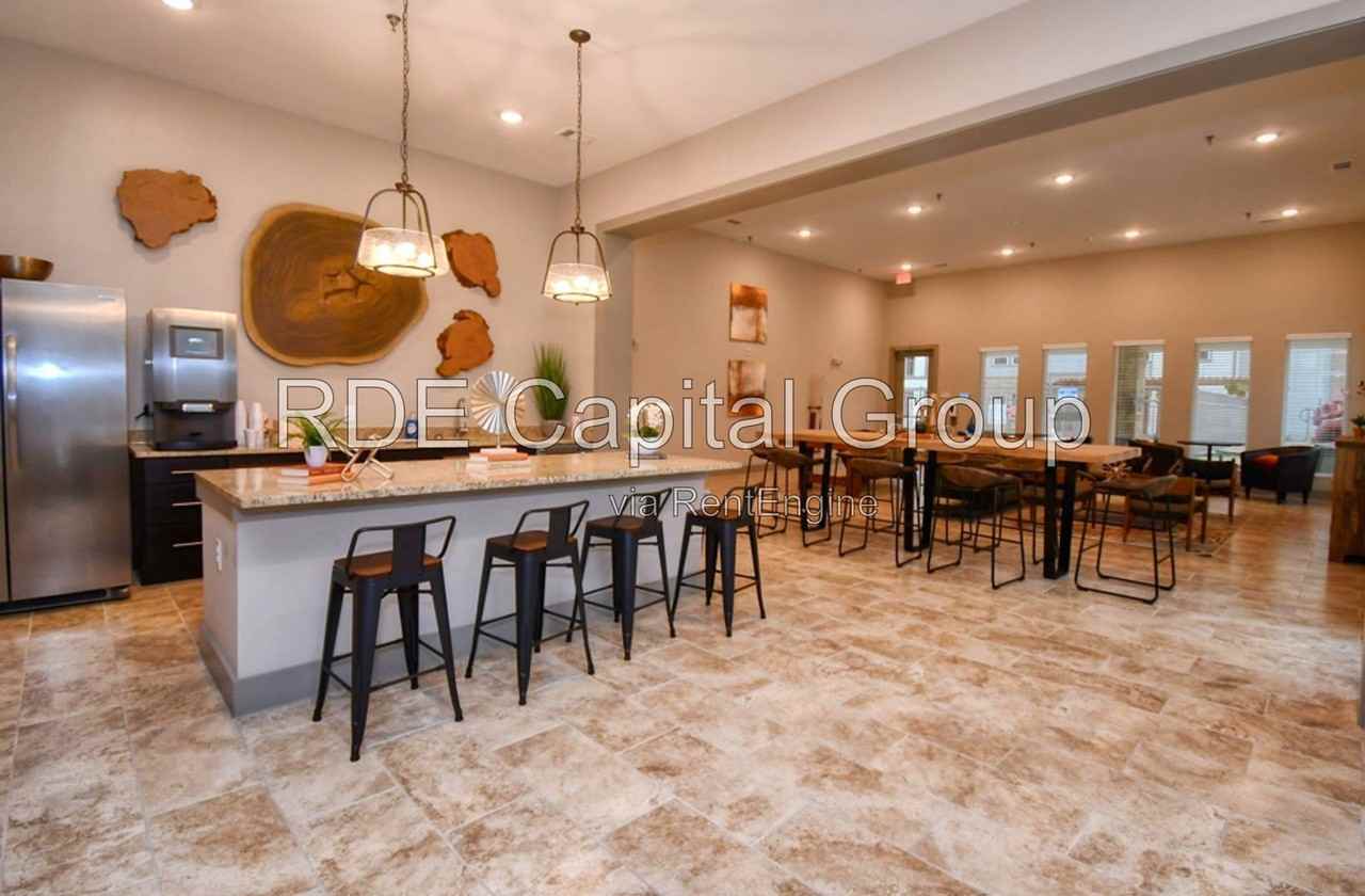 4800 W Illinois Ave #3105A1 - Photo 6 of 9
