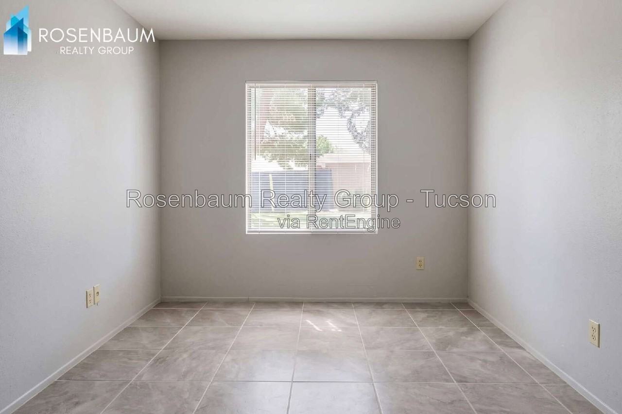 5815 E 23rd St - Photo 7 of 7