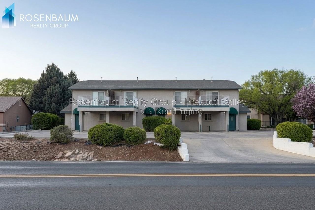 9615 E Lakeshore Dr #B - Photo 3 of 17