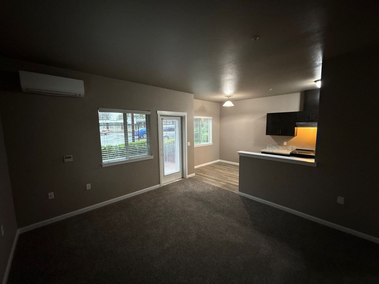 4225 Hawthorne Ave Ne #113 - Photo 3 of 20