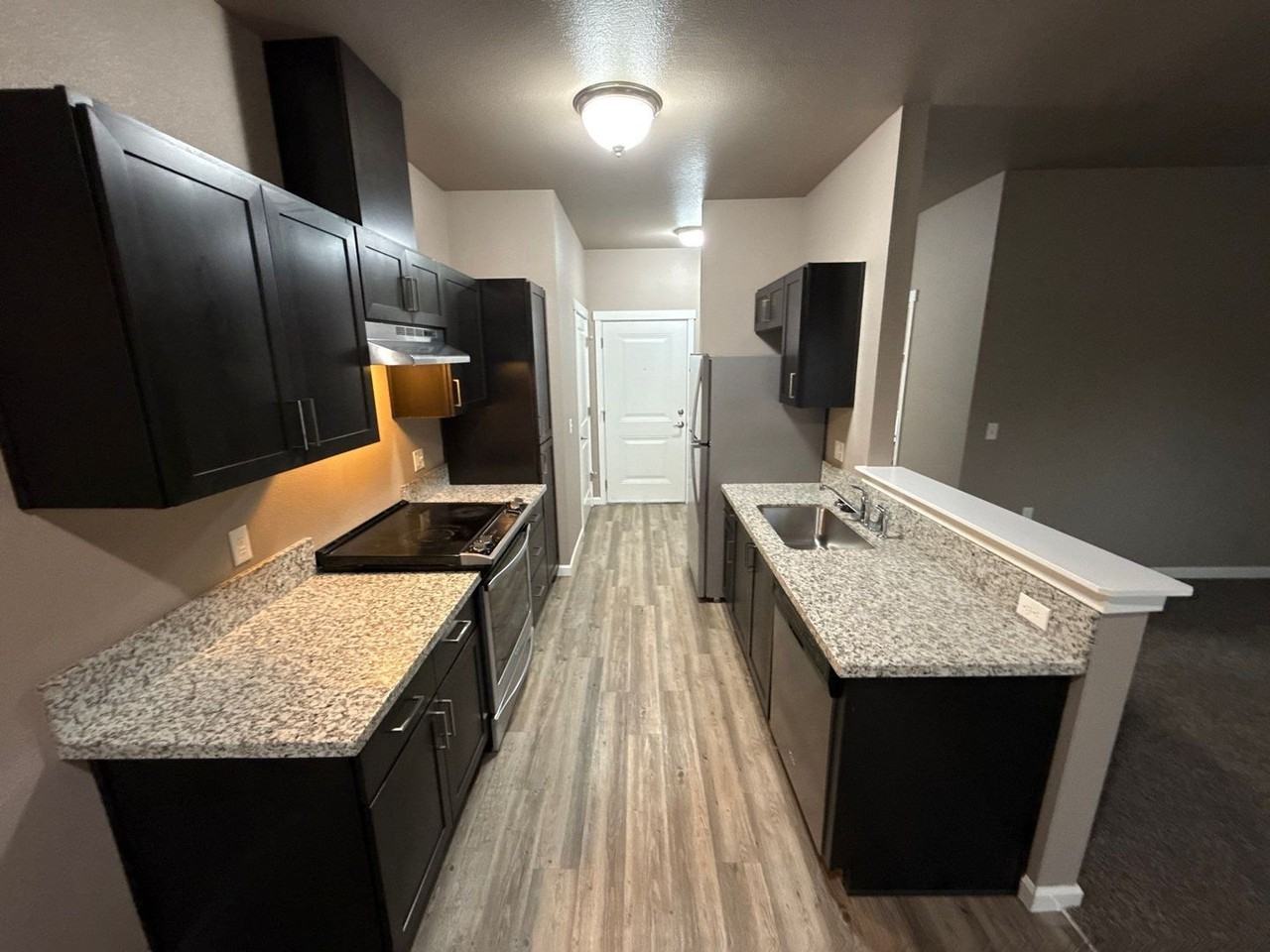 4225 Hawthorne Ave Ne #113 - Photo 7 of 20