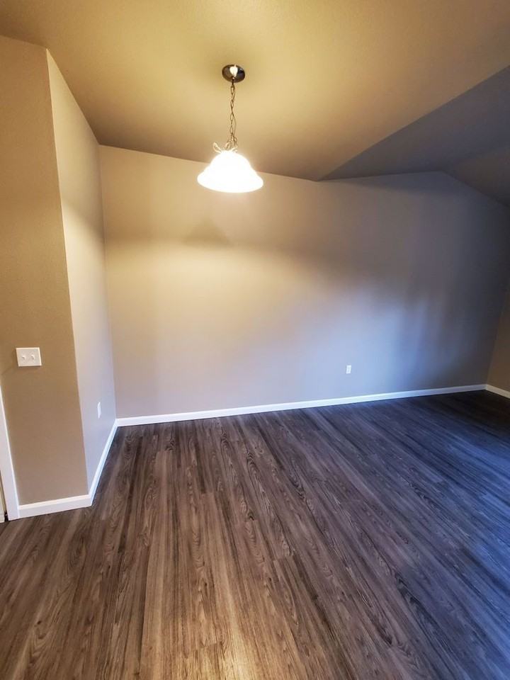 4235 Hawthorne Ave Ne #106 - Photo 5 of 23