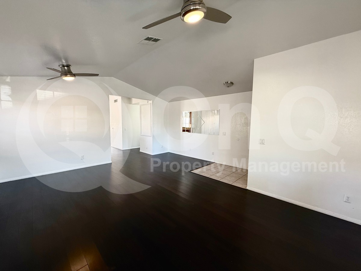 675 S Vine St - Photo 6 of 29