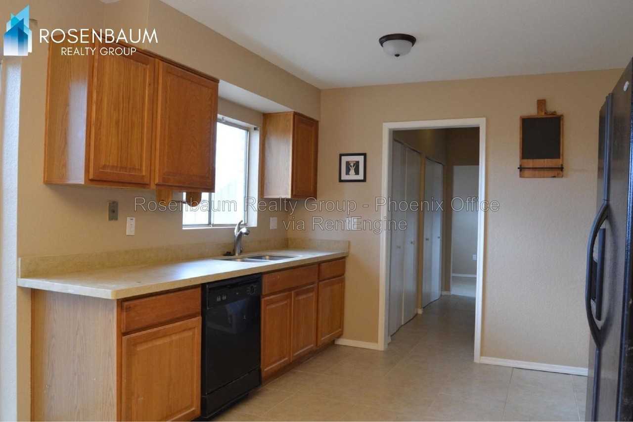 931 W Martin Rd - Photo 5 of 19