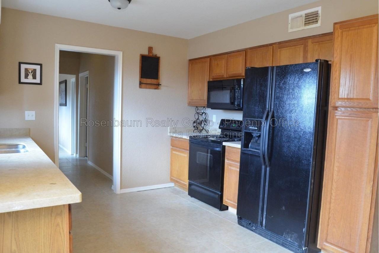 931 W Martin Rd - Photo 6 of 19
