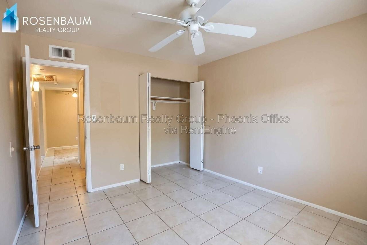 733 S Morris Cir #1 - Photo 4 of 5