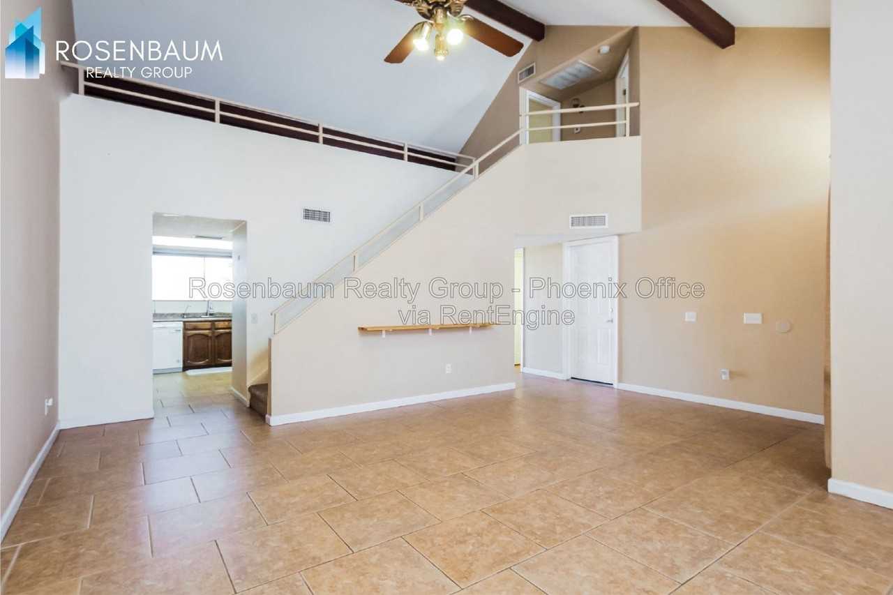 16215 N 16th St - Photo 3 of 15