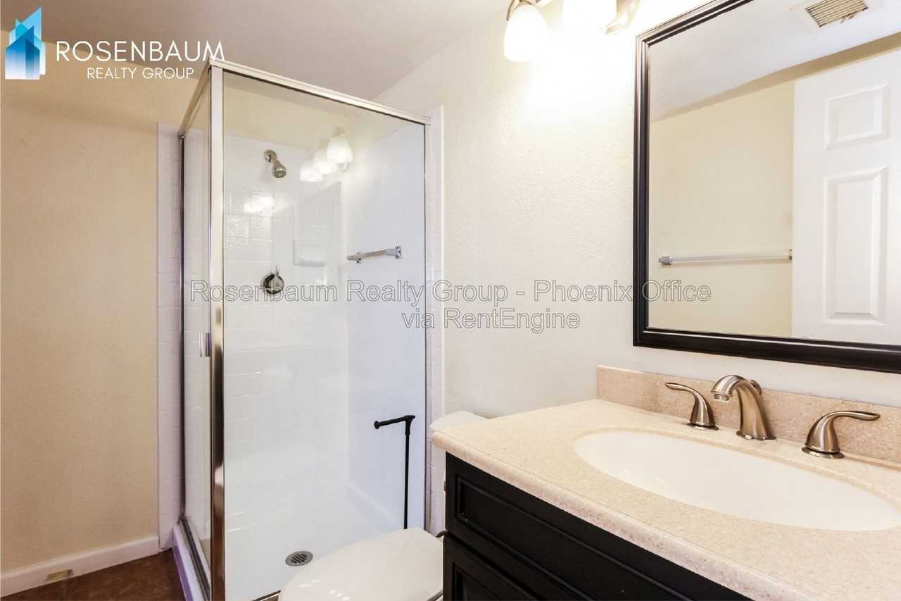 16215 N 16th St - Photo 7 of 15