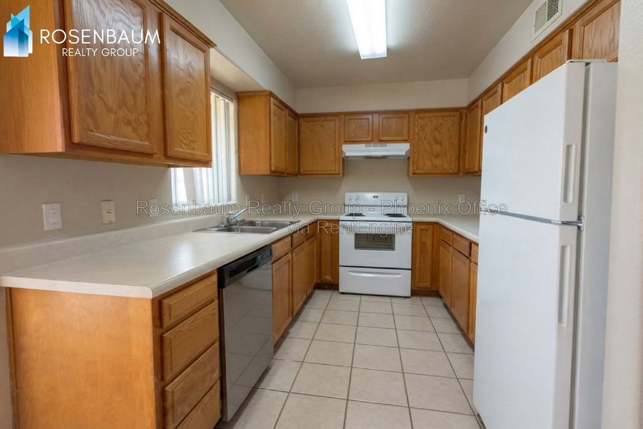 15547 S Moon Valley Rd #3 - Photo 2 of 7