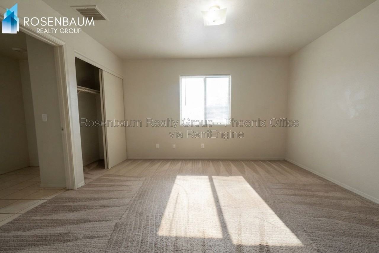15547 S Moon Valley Rd #3 - Photo 4 of 7