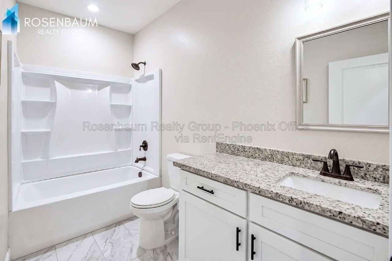 10919 W Carmelita Cir - Photo 6 of 7