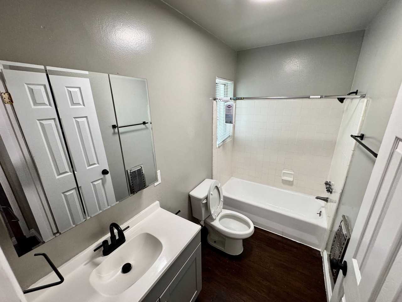 MC Coco Properties LLC - Photo 6 of 7