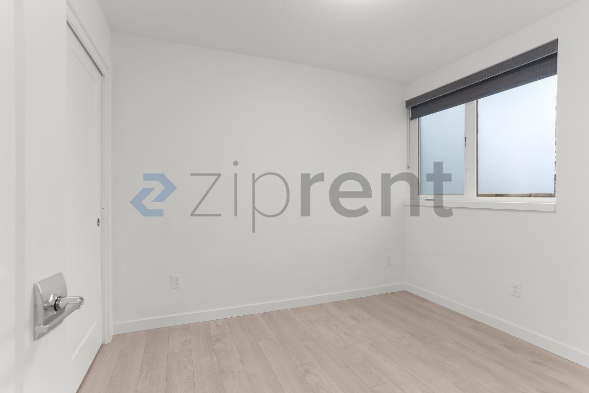 1113 14th Ave #C - Photo 5 of 16