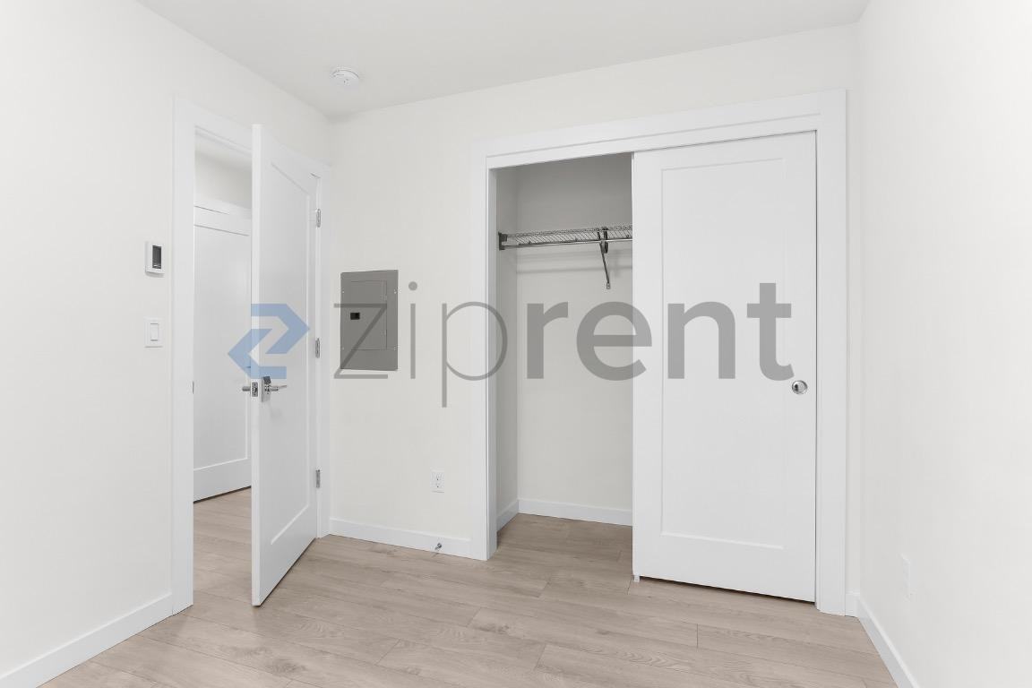 1113 14th Ave #C - Photo 6 of 16