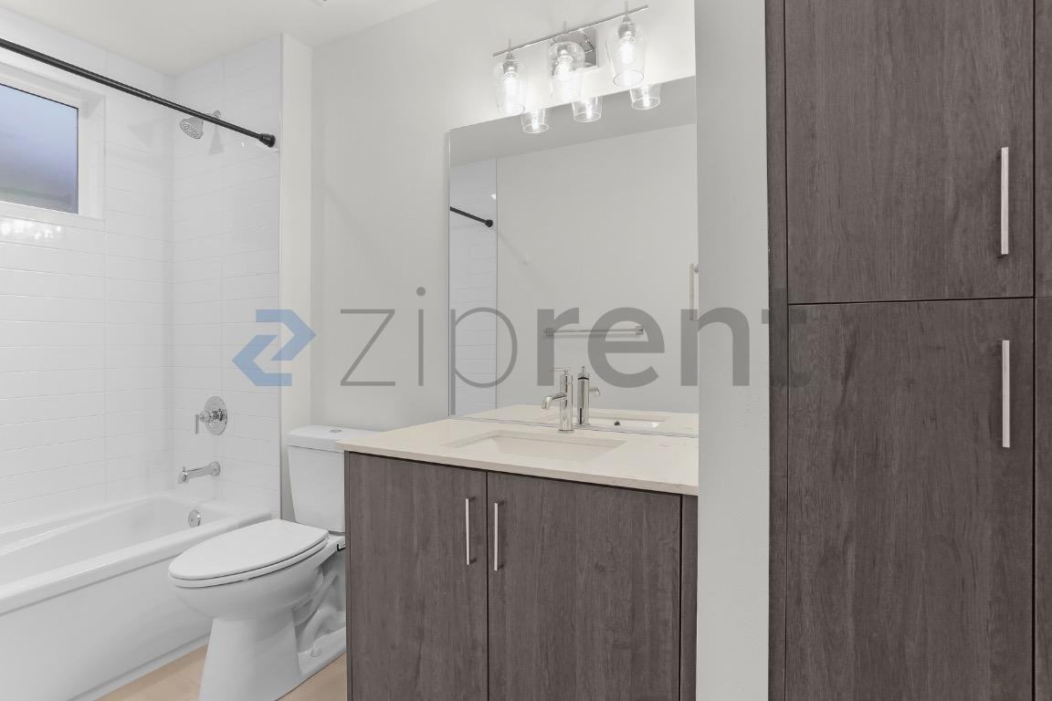 1113 14th Ave #C - Photo 7 of 16