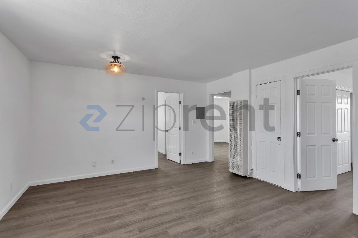 9419 C St - Photo 5 of 17