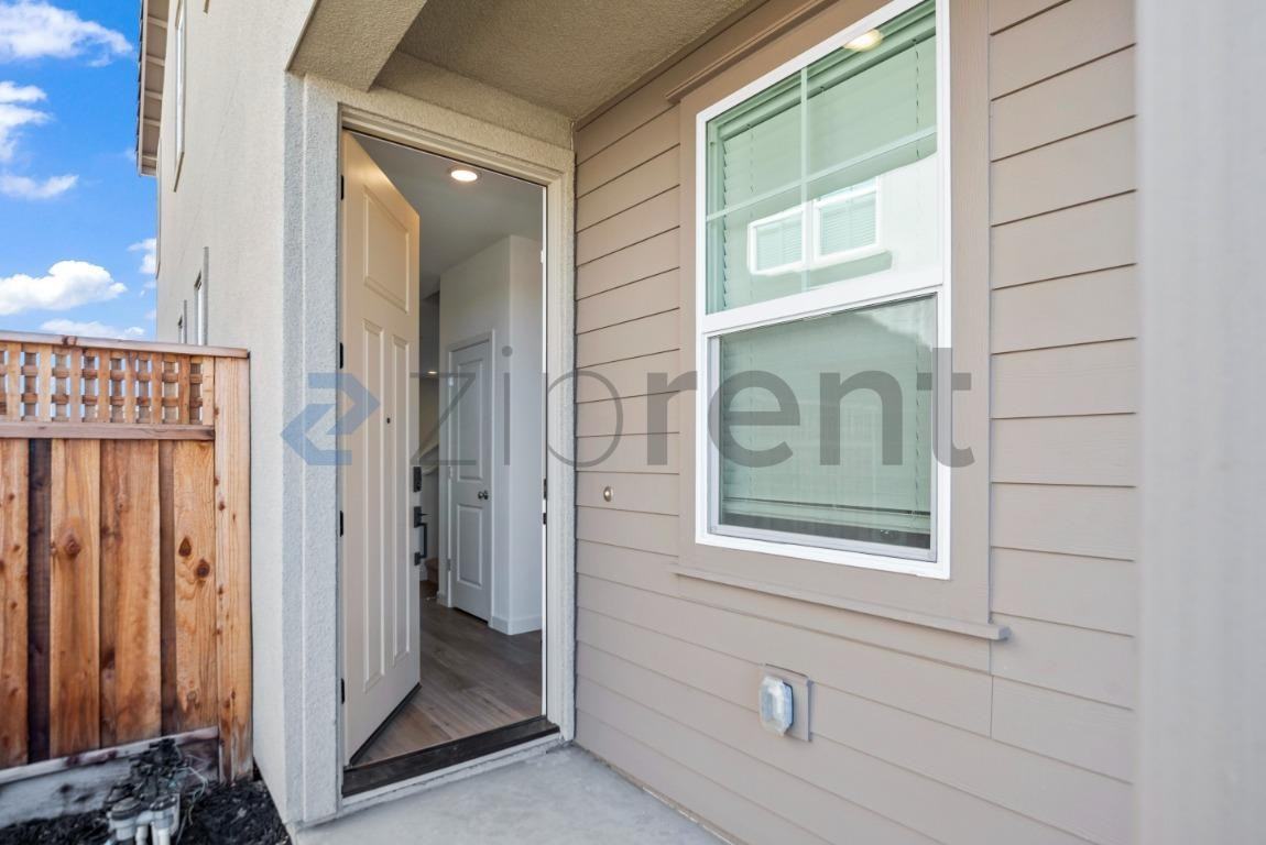 1250 N Robiolo Ln - Photo 4 of 36