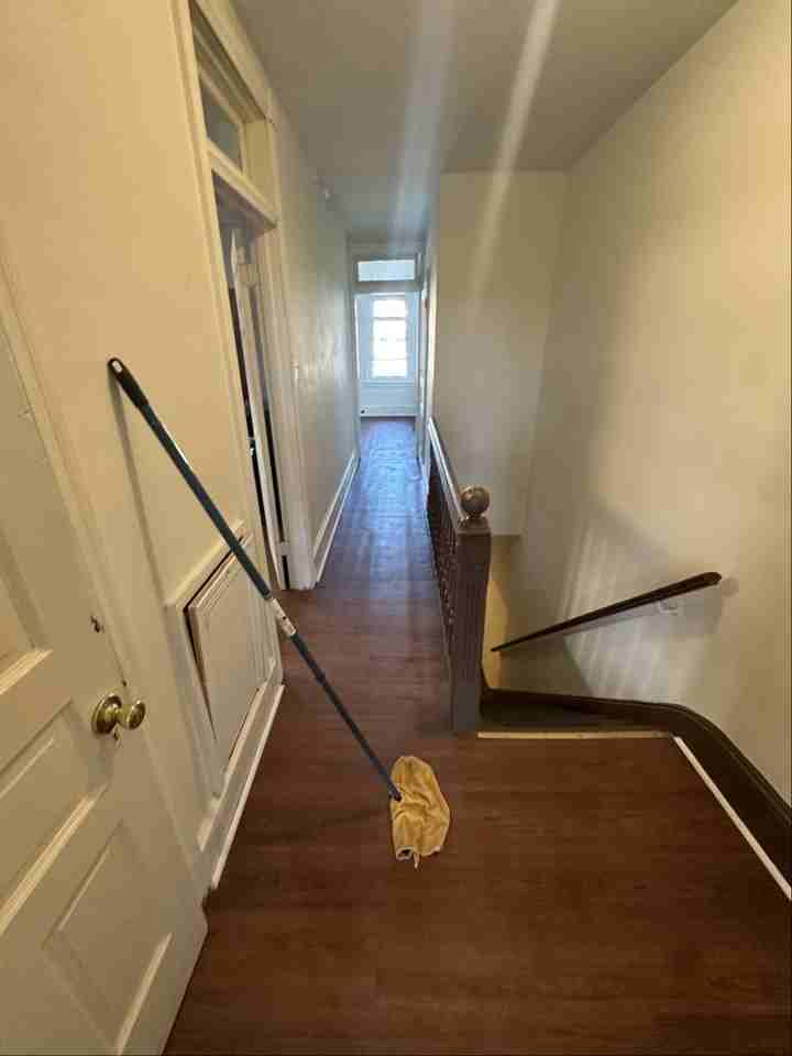 6021 Torresdale Ave - Photo 5 of 6