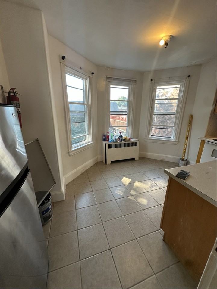6021 Torresdale Ave - Photo 6 of 6