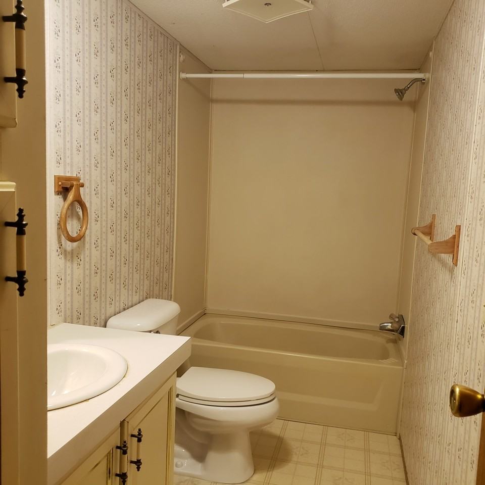 9253 Hennes Ln - Photo 4 of 9