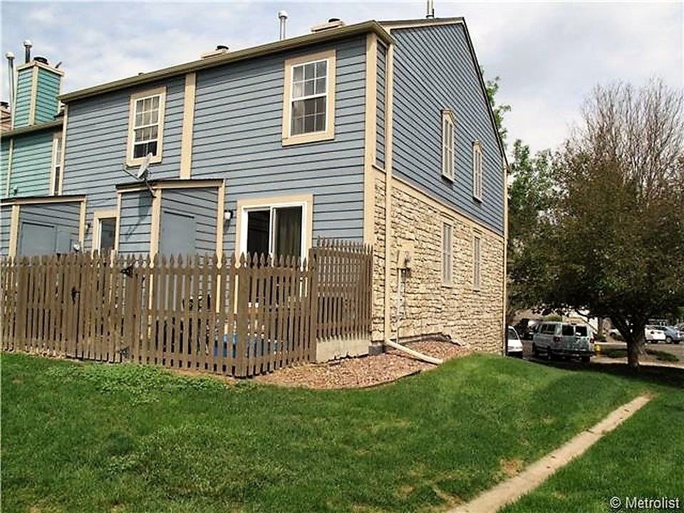 10691 W Dartmouth Ave - Photo 2 of 19