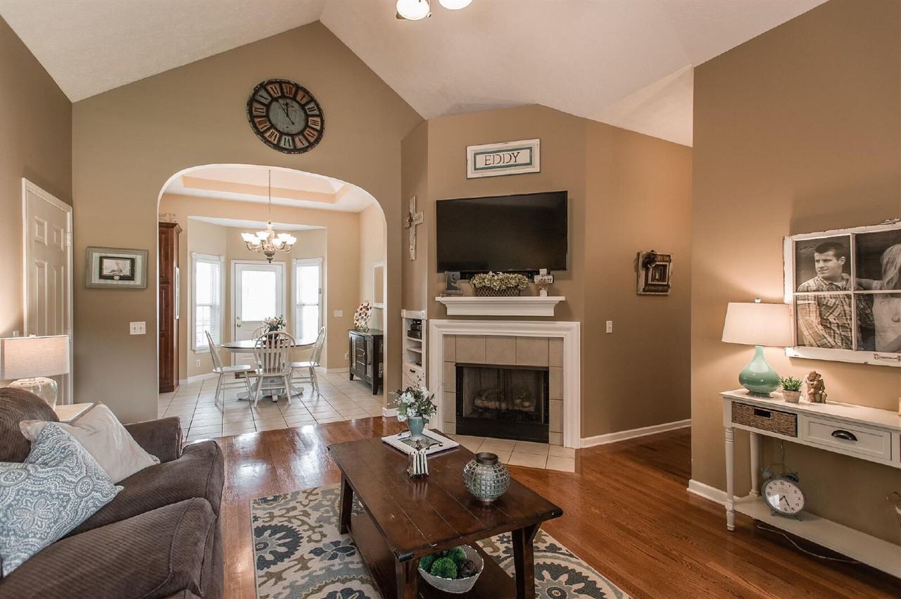 4005 Indian Ridge Blvd - Photo 4 of 29