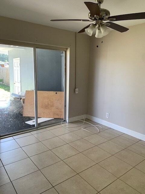 478 73rd Ave N - Photo 6 of 14