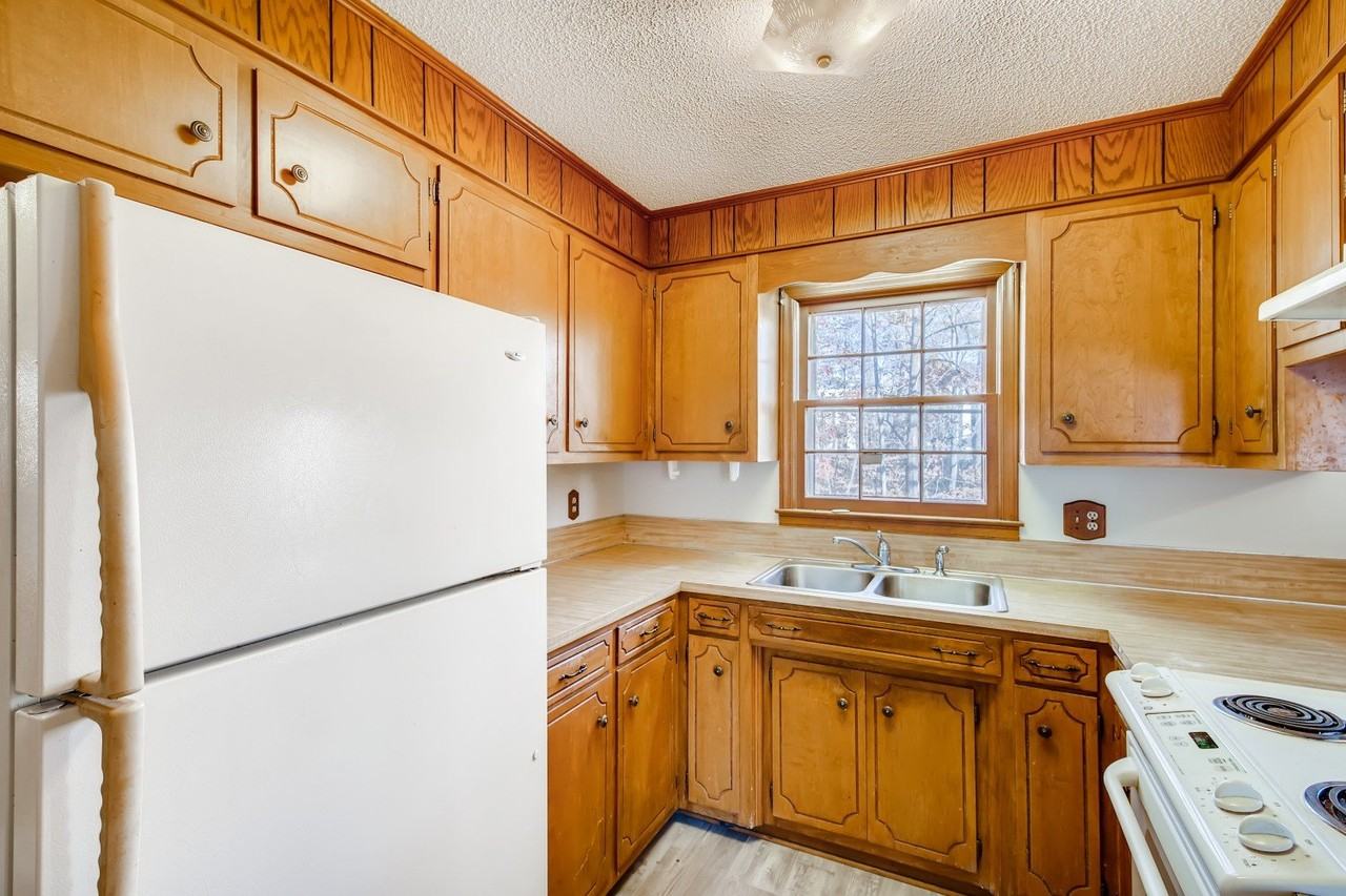 204 Newbold St - Photo 3 of 30