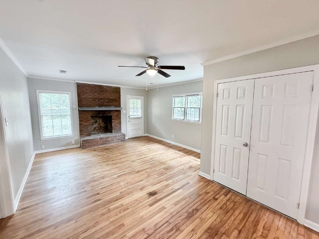 626 Shotwell St - Photo 7 of 30