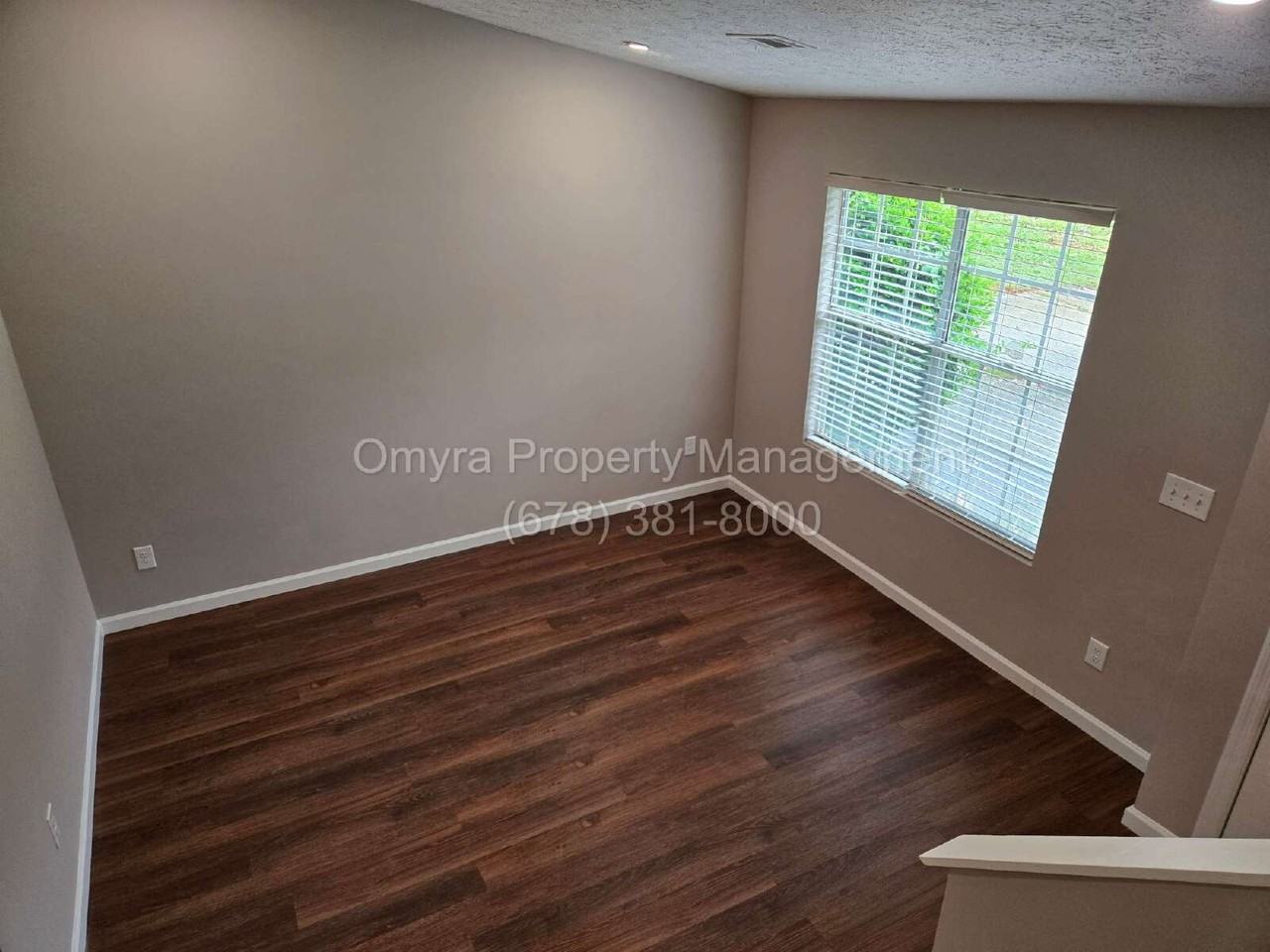 1680 Wee Kirk Rd Se - Photo 4 of 14