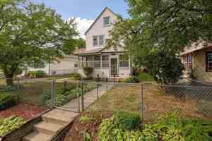 featured image of 2112 5th Ave N
