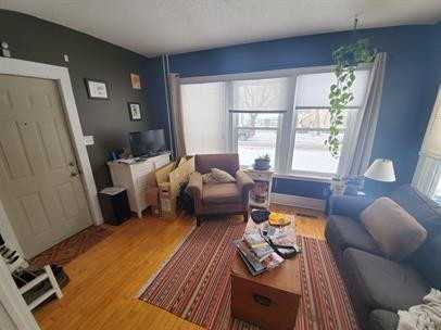 222 Logan Ave N - Photo 7 of 14