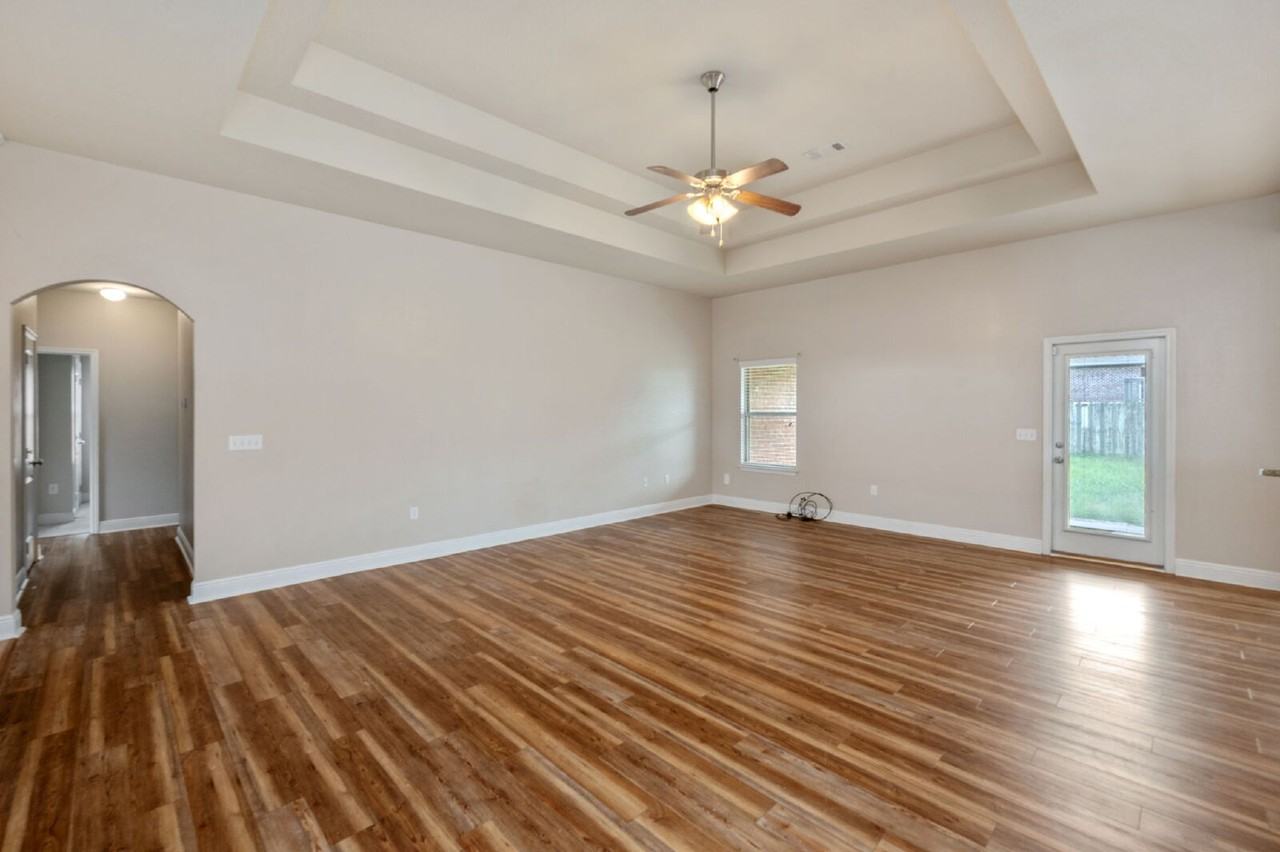 307 Windmill Way - Photo 6 of 43