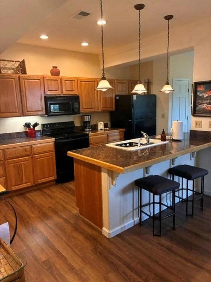54 Ensign Dr - Photo 3 of 38