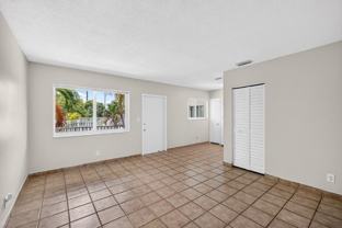 1007 W Prospect Rd #205 - Photo 1 of 1