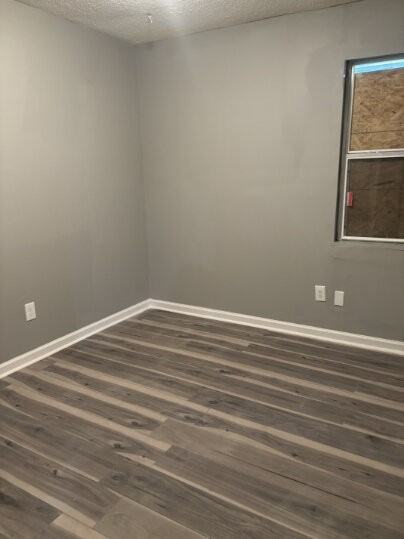 1863 Marjorie St - Photo 3 of 9