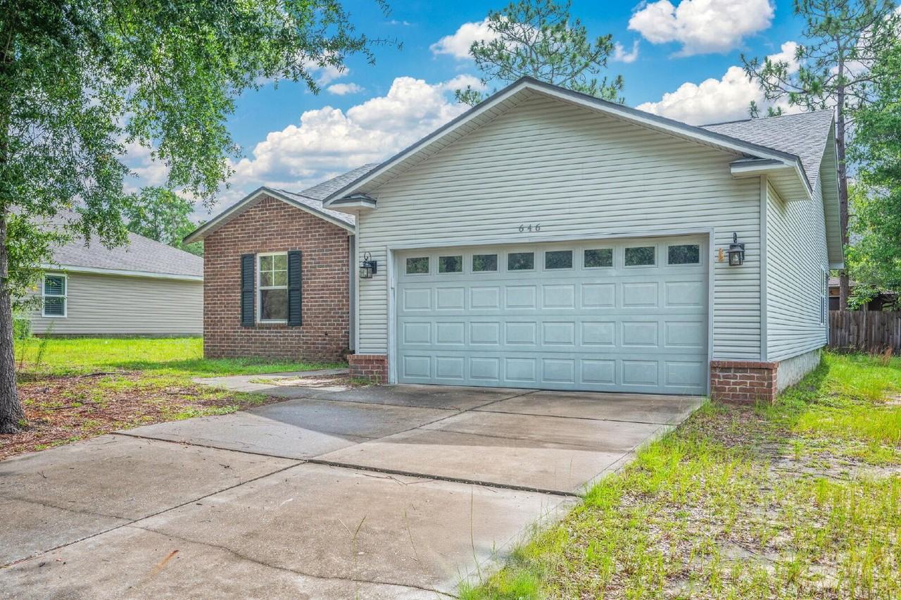646 Hunters Ridge Rd - Photo 2 of 37