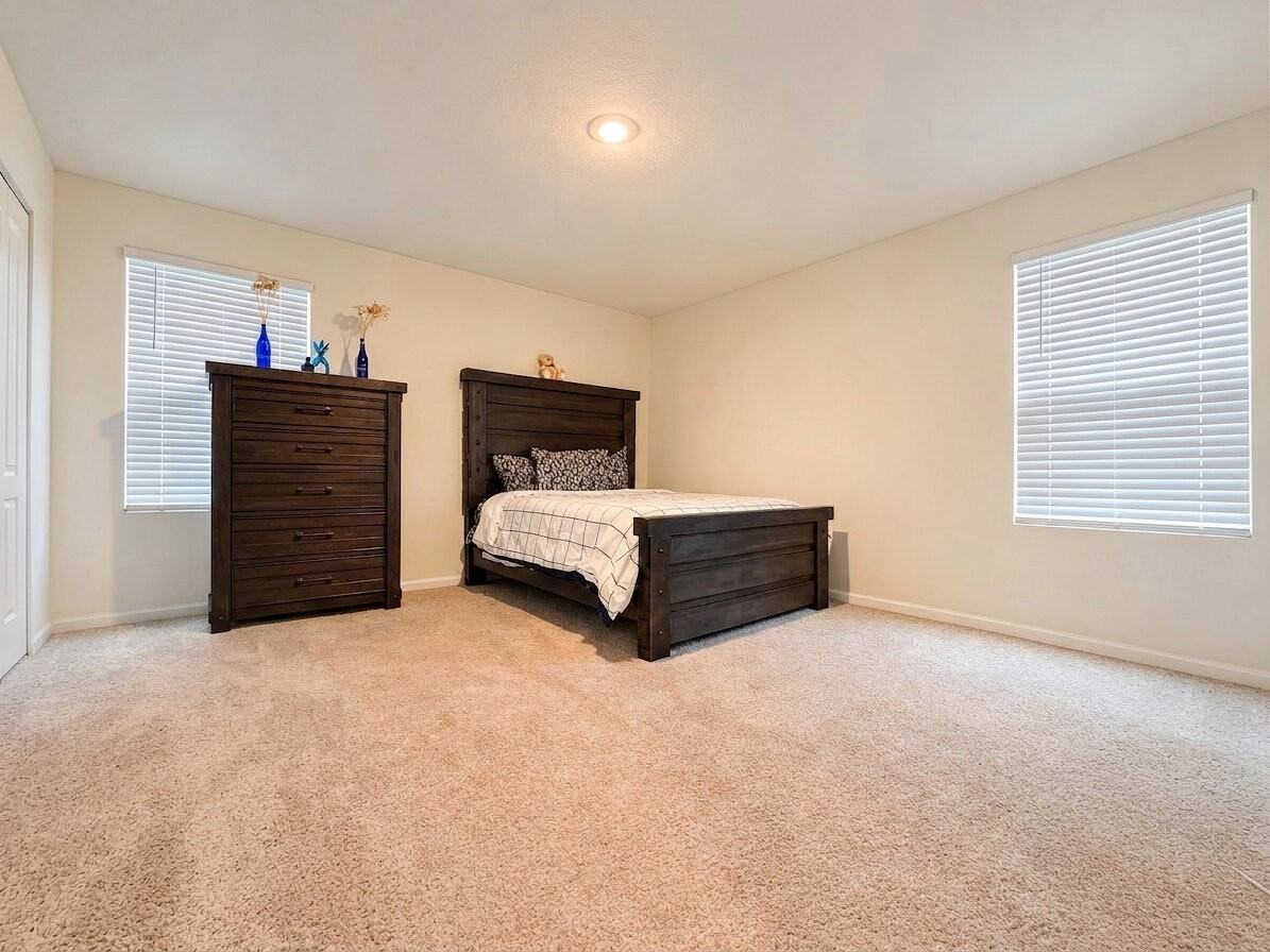 400 Aralia Ln - Photo 6 of 11