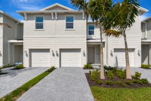 539 Se Rivergrass St - Photo 1 of 1