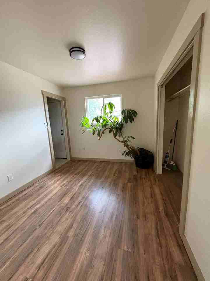1324 Westend Ave - Photo 6 of 12