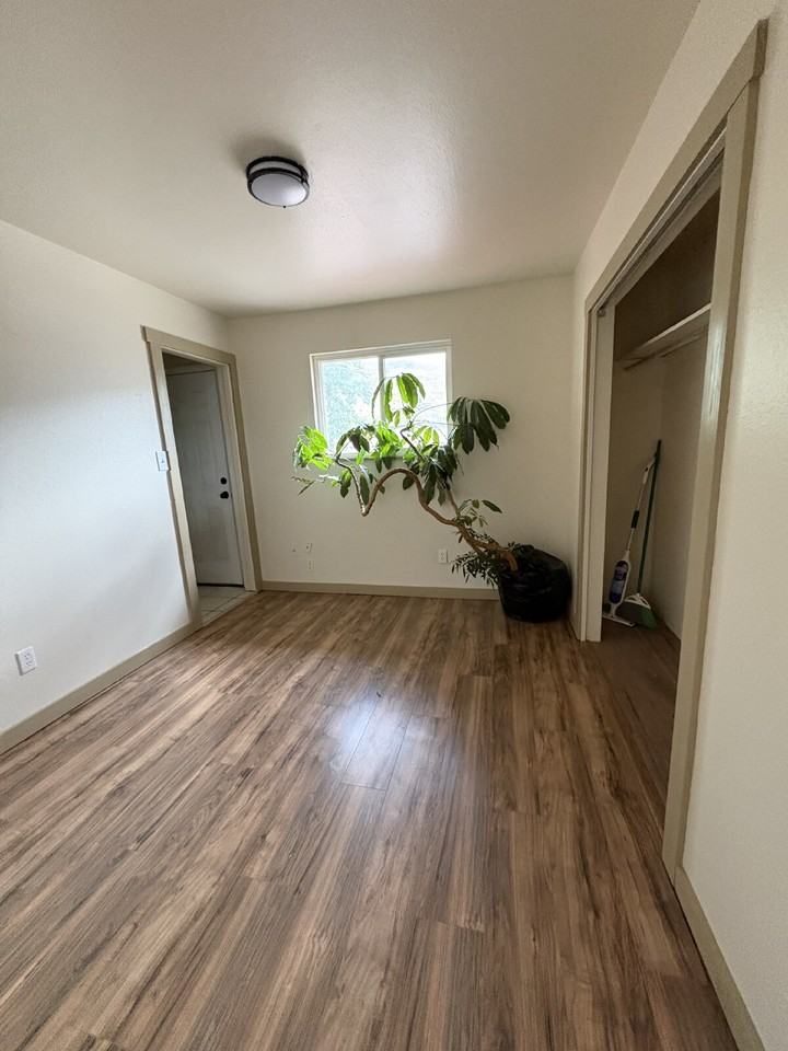 1324 Westend Ave - Photo 7 of 12