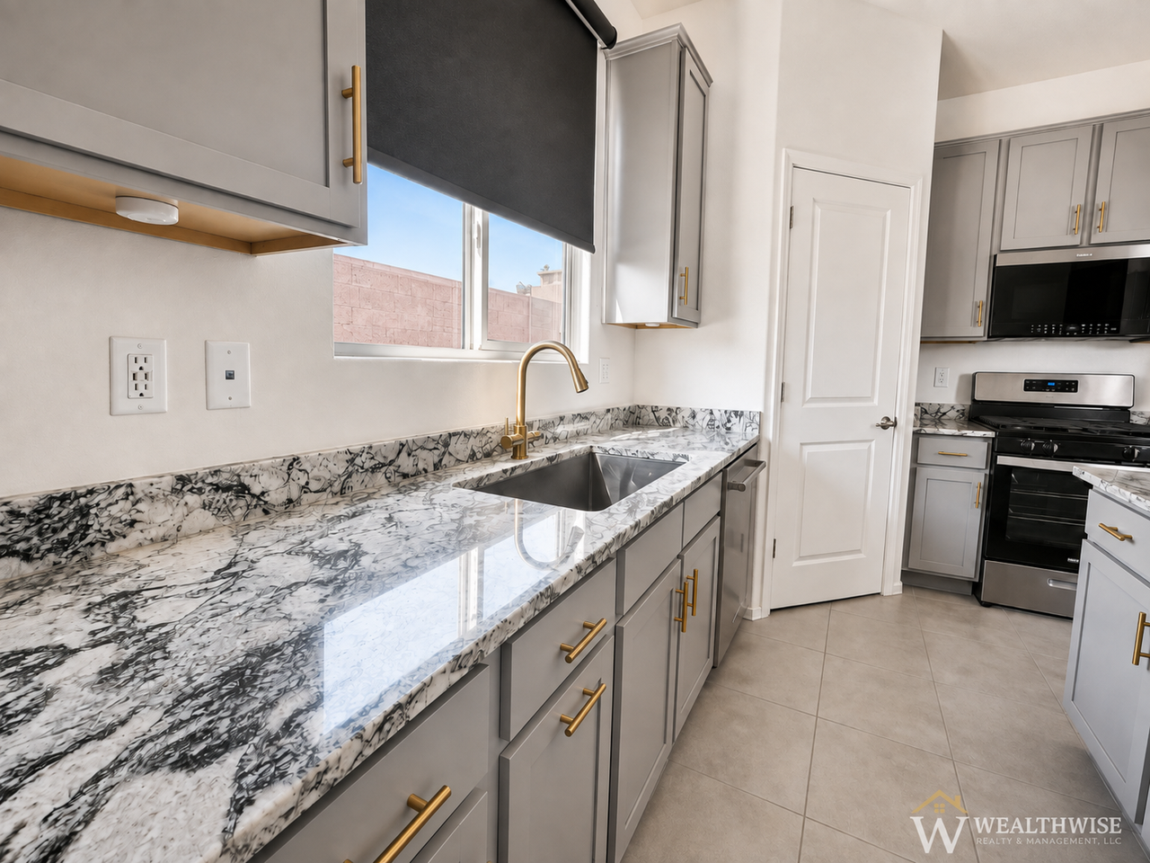 6392 S Torden Way - Photo 7 of 42